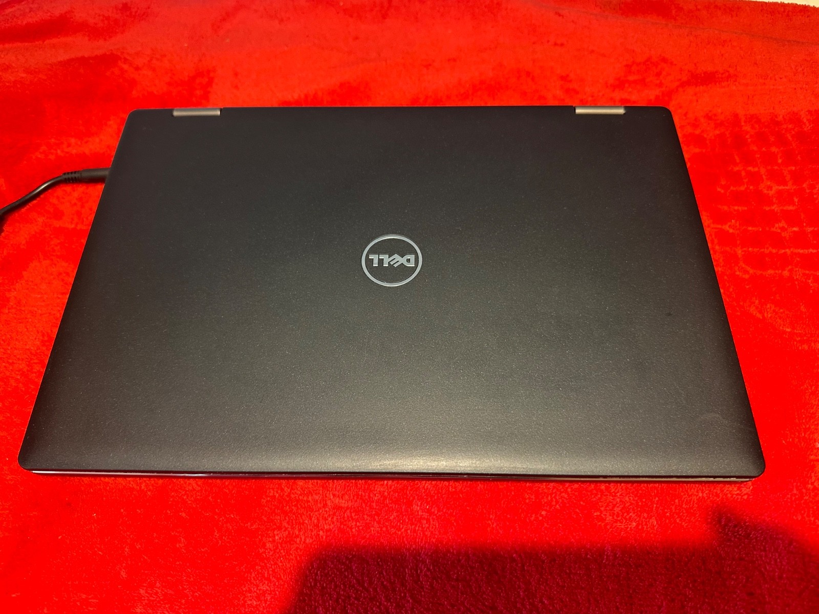 Dell Inspiron 13-7353 2-in-1 13.3″ Touch i7-6500U 8GB RAM 256GB SSD (Windows 10)
