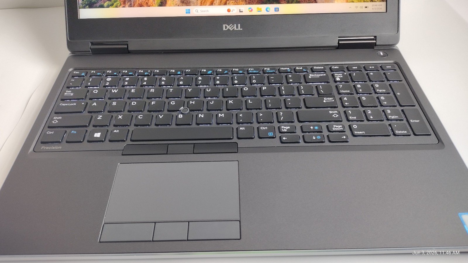 GAMING! Dell Precision 7540 15.6″ FHD 6-Core i7-9850H 32GB 256GB NVIDIA T2000