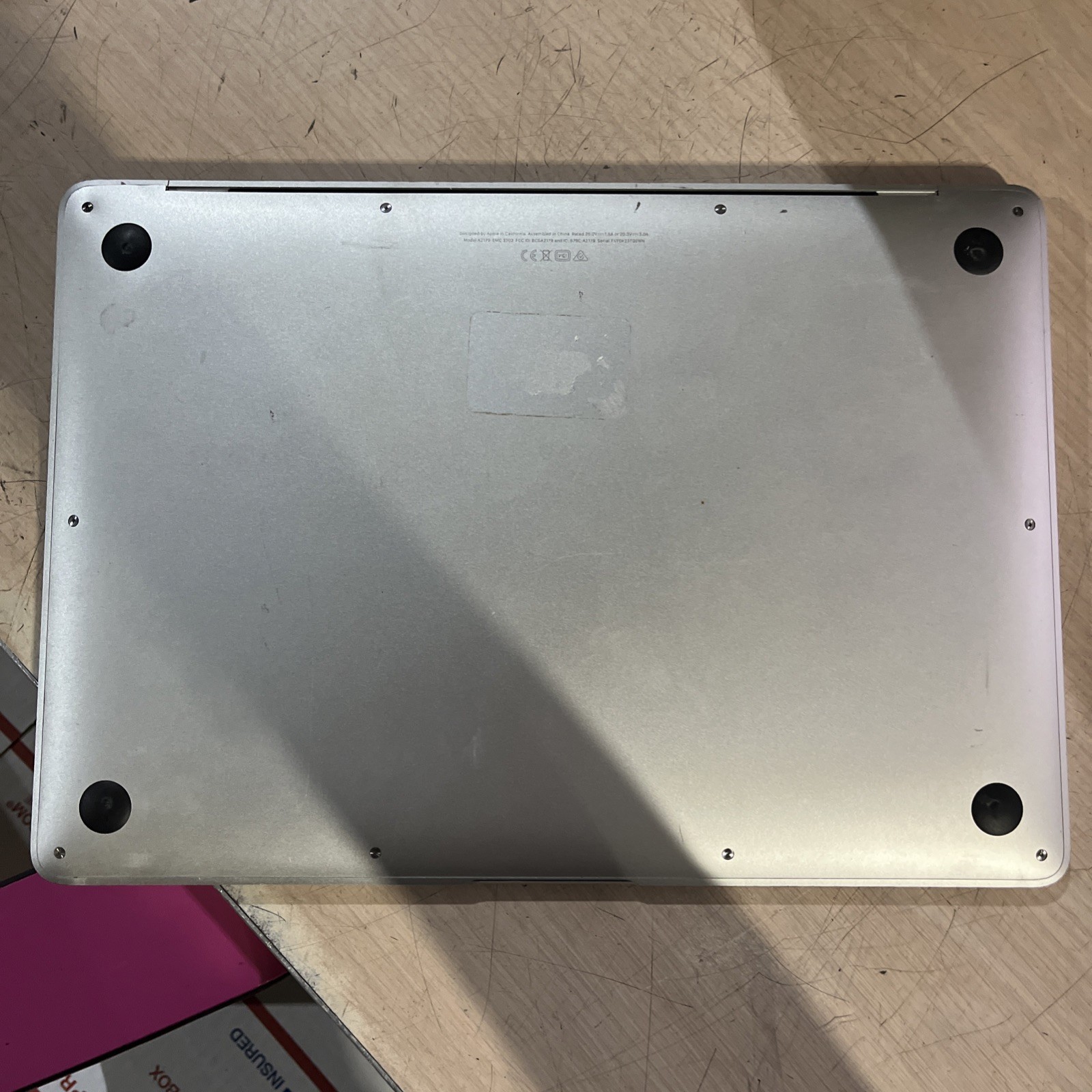 APPLE MACBOOK AIR 13″ SCISSOR, 2020 CORE I3-1000NG4 1.1GHZ 8GB RAM NO HD
