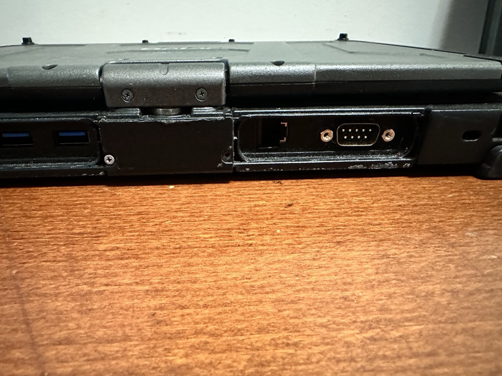 Getac V110G2 Rugged Laptop i5-5300U 8GB NO HDD / NO CHARGER MISSING PARTS AS IS