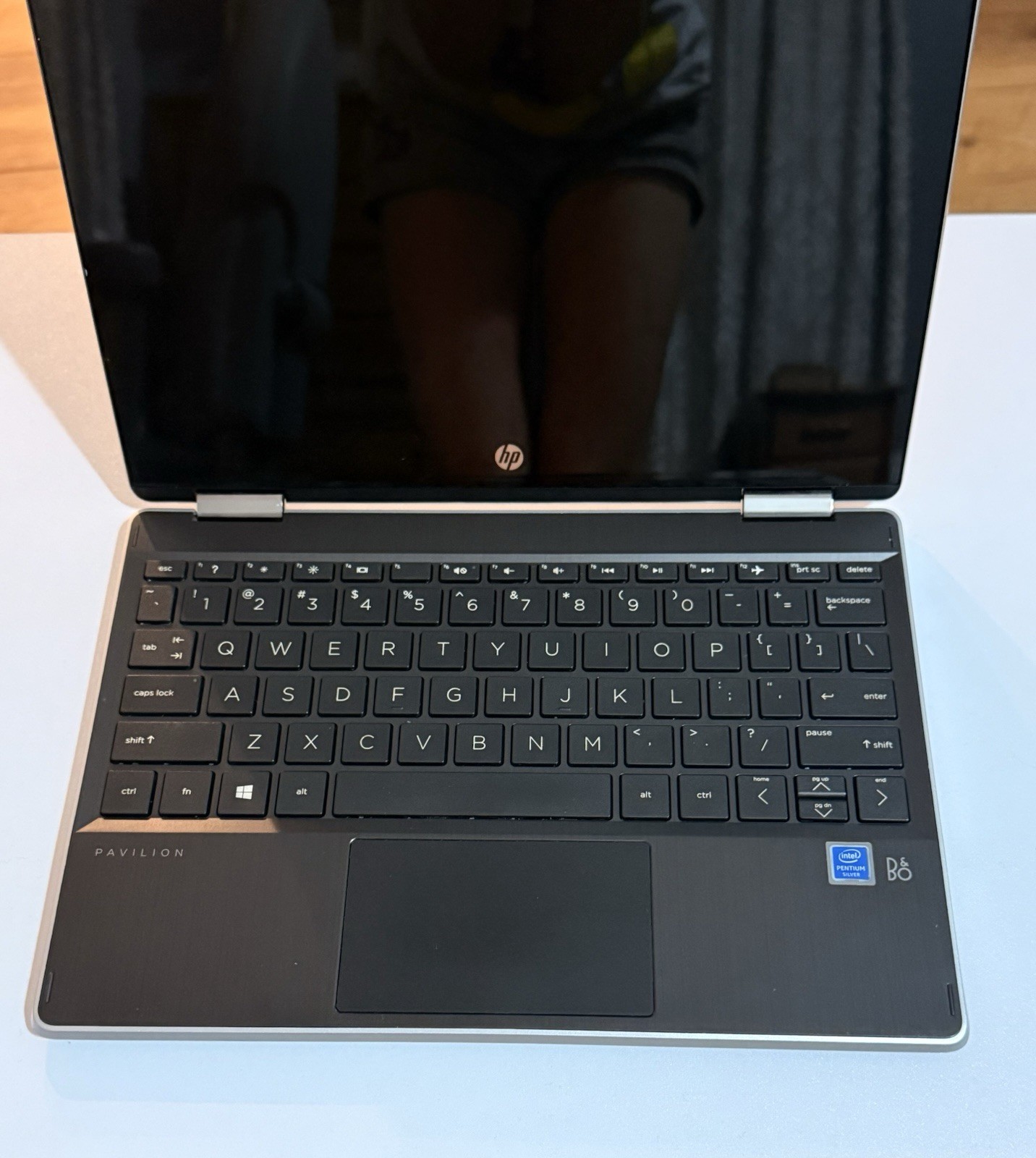 HP Pavilion x360 11m-ap0xxx 11″ 2-in-1 Touch Pentium N5000 4GB eMMC W11H