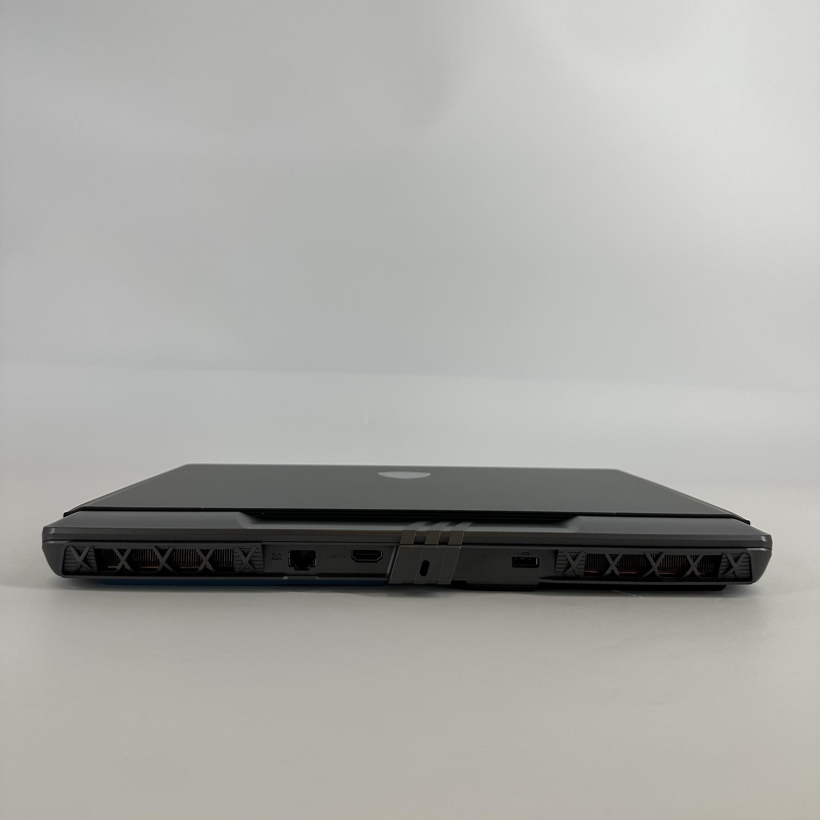 MSI Vector 16 HX AI 60Hz FHD+ 2.4 GHz Ultra 7 255HX 32GB 1TB SSD RTX 5070 Ti