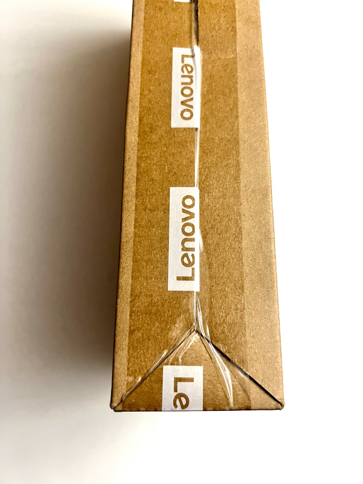 Lenovo V14-llL i5 8gb 256gb WIN 10 PRO 82C401JHUS BNIB