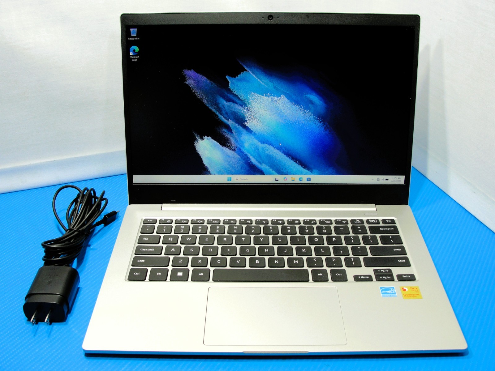 Samsung Galaxy Book Go A5A5-PAKA 14″ FHD Snapdragon8cxGen2 3.15GHz 8GB 256GB HDD