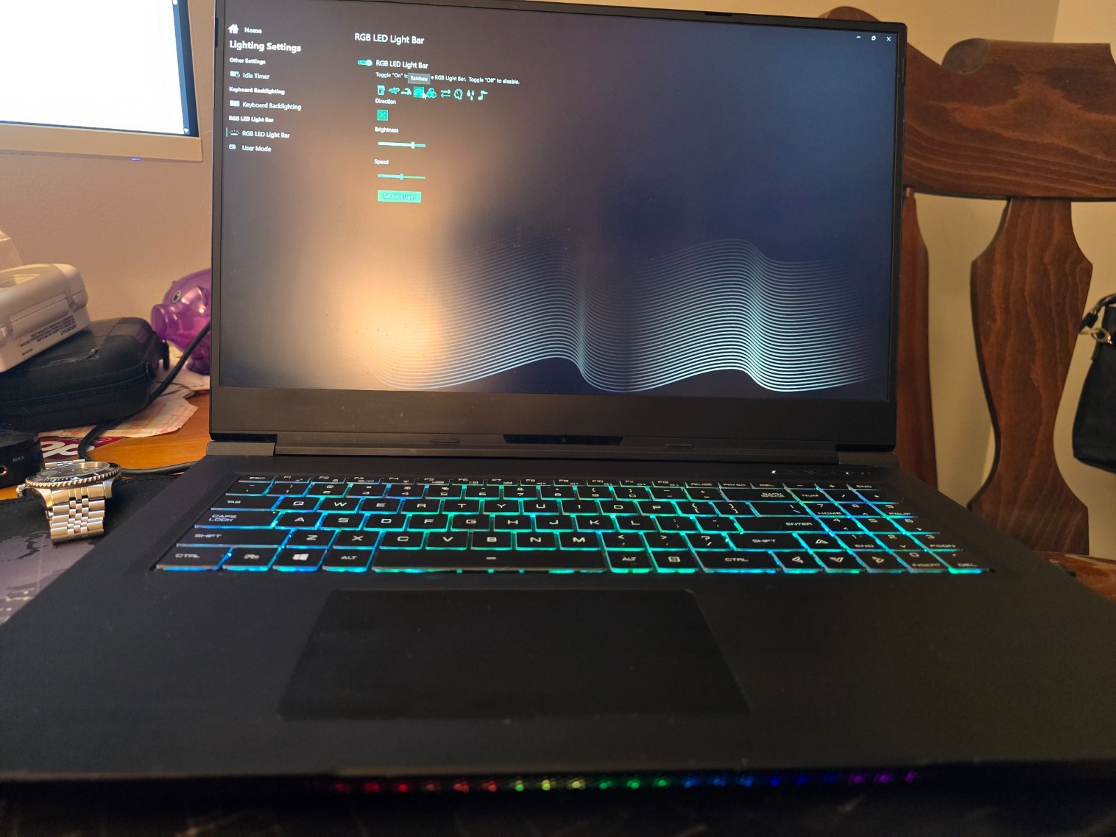 MAX-17 Light Mag 17.3″ Gaming Laptop, i7-10875H, 2070 Super, IPS 240Hz