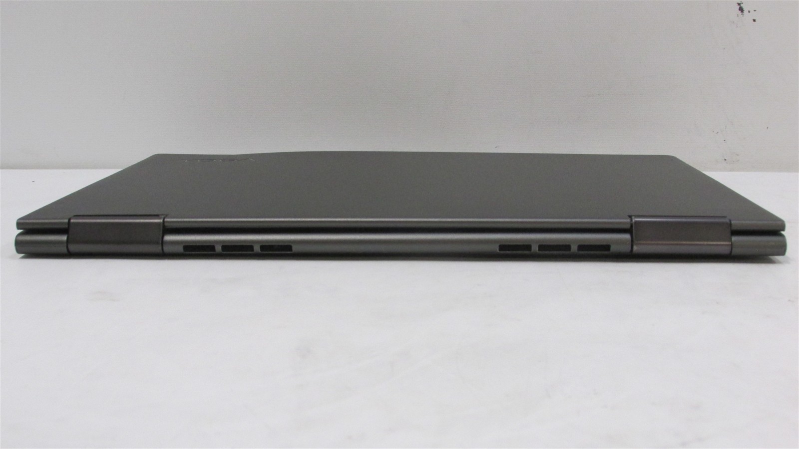 Lenovo Yoga 730-13IKB i7-8550U 1.8GHz 8GB RAM 256GB NVME 13″ W11H 2-in-1 DENTS