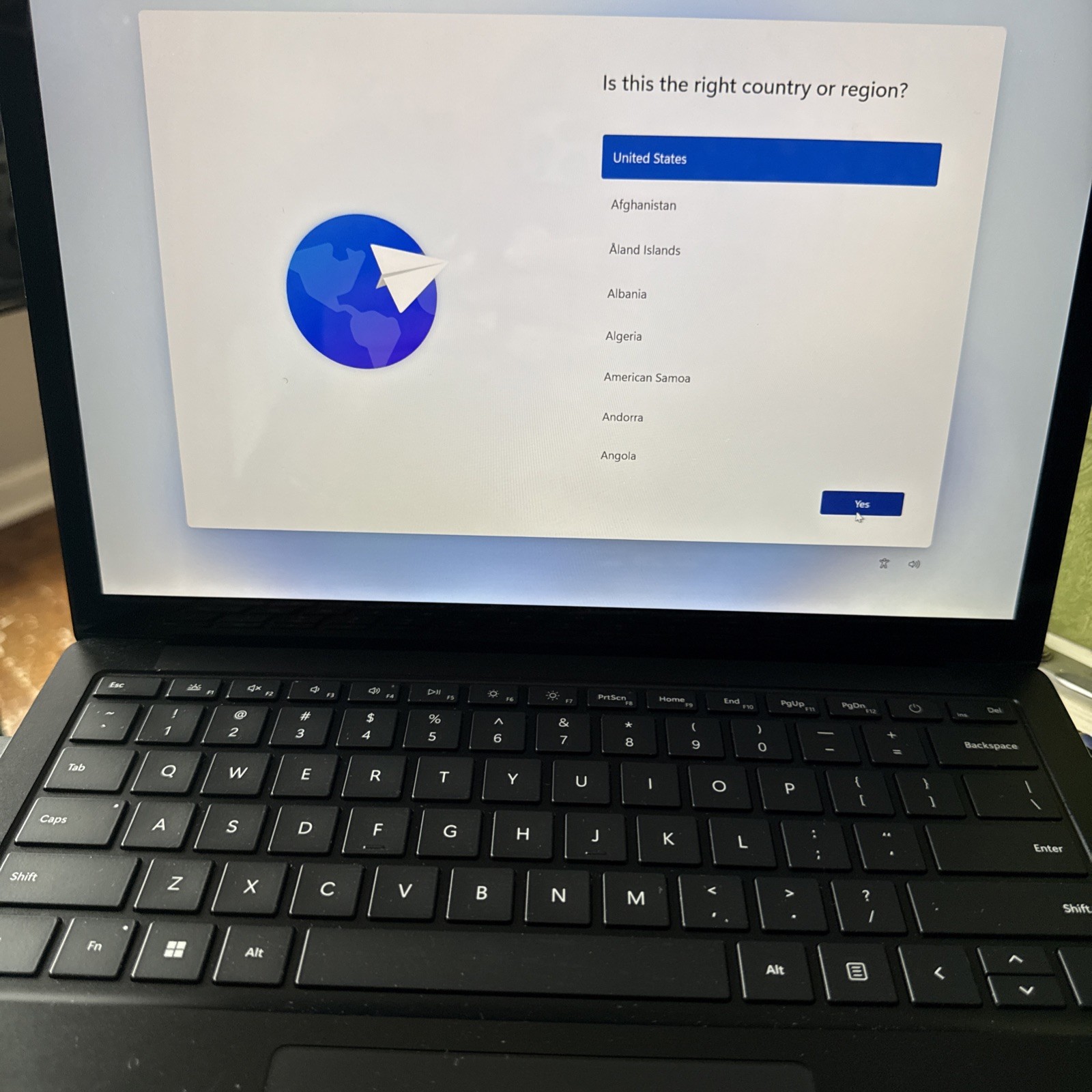Microsoft Surface Laptop 5 13.5” (256GB SSD Intel Core i5-1245U 16GB RAM) Touch