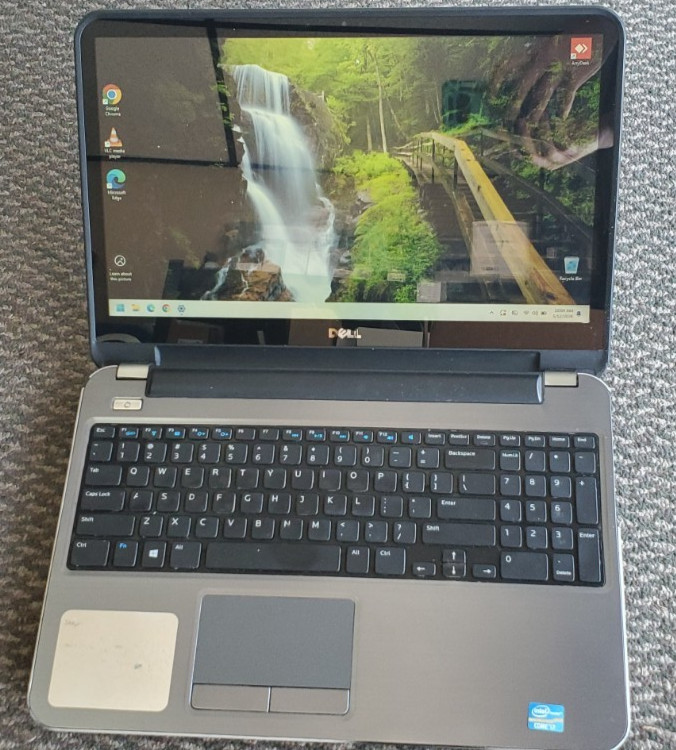 Inspiron 5521 i7-3537U 8GB RAM 128GB SSD Touchscreen Win 11, CD DRIVE BAD, NO AC