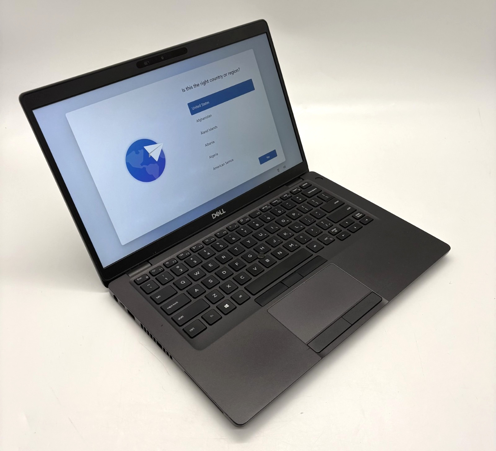 Dell Latitude 5400 Intel i7-8665U 14″ 16GB RAM 512GB NVMe WIN11P Unlicensed