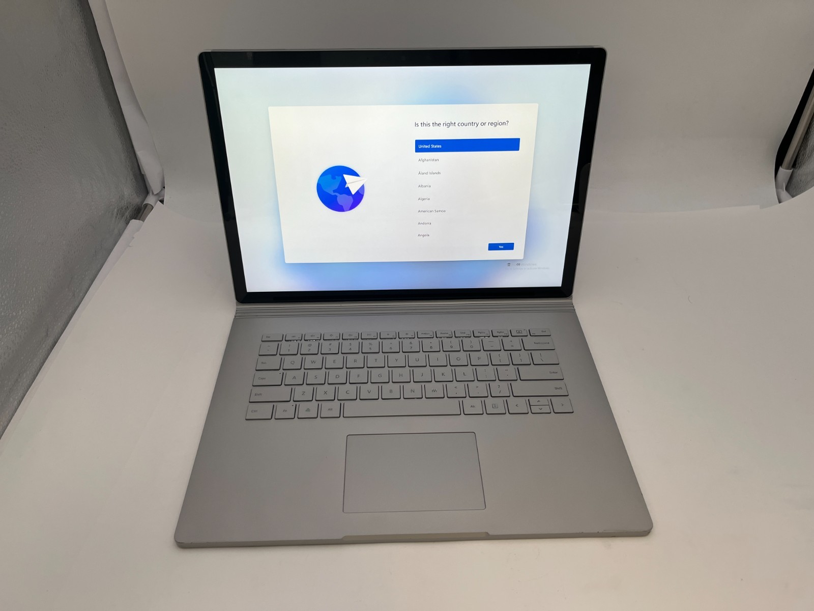 MICROSOFT Surface Book 3 15″ (1899) i7-1065G7 32GB RAM 512GB SSD WIN 11P