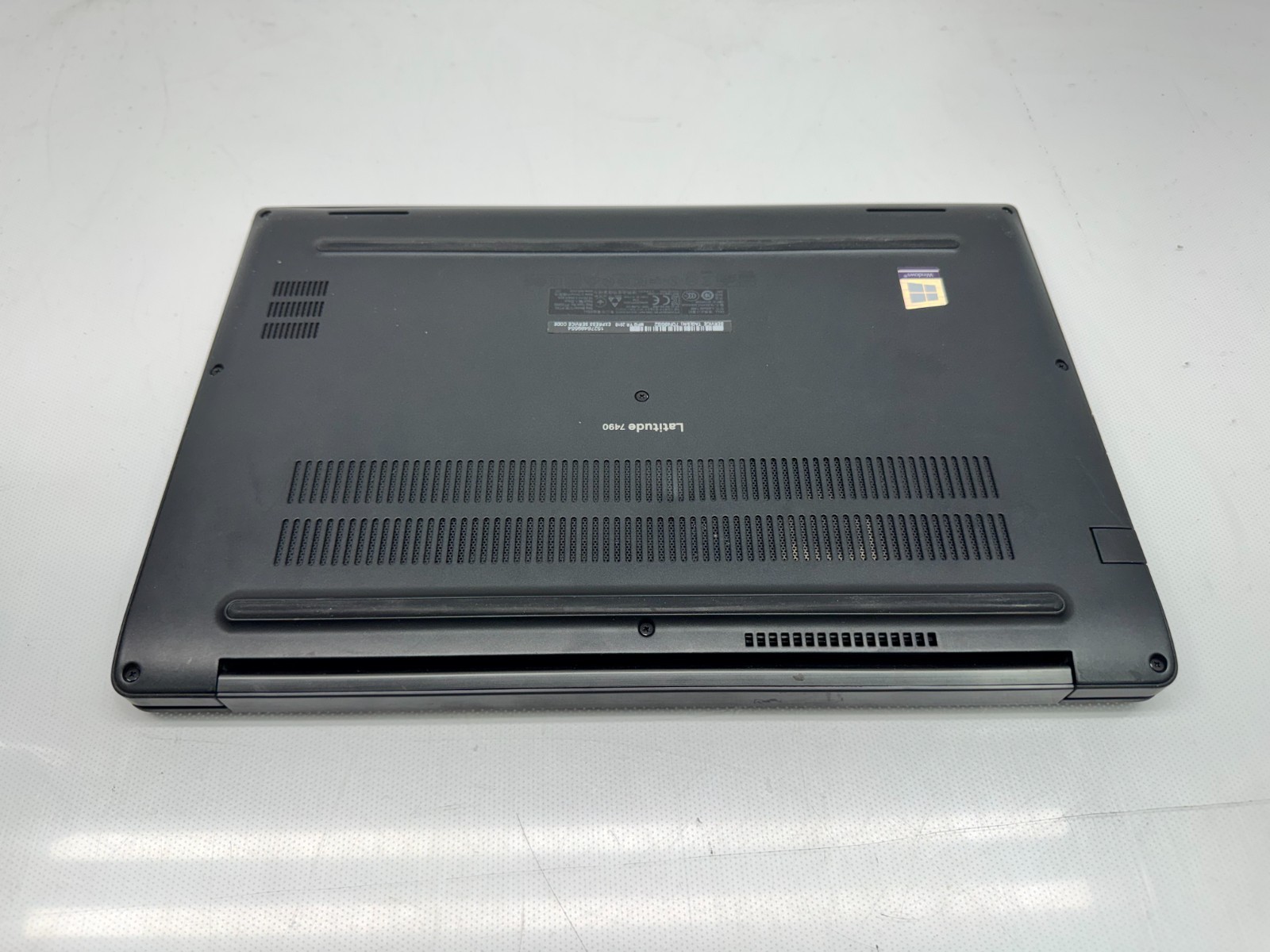 Dell Latitude 7490 14″ FHD i7-8650U@1.9GHz 16GB RAM No SSD **Read**