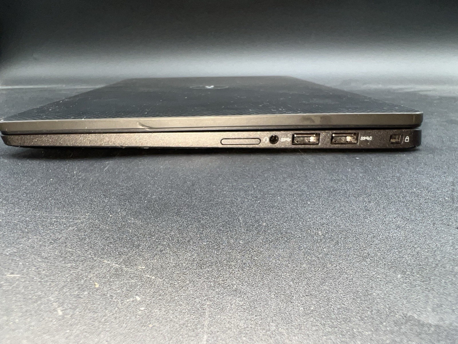 Dell Latitude 7410 Laptop Intel i7-10610U 1.80 GHz 16 GB RAM 256 GB NVMe Win11P