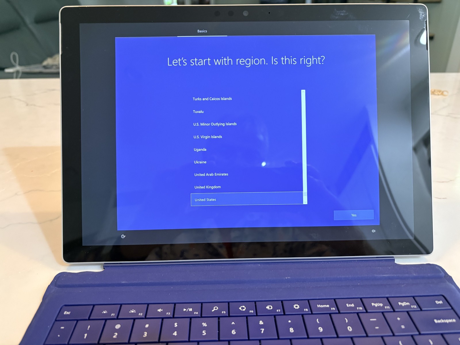 Surface Pro 3 / i5-7300U / 8 GB / 256 GB. Clean Install and Great Shape.