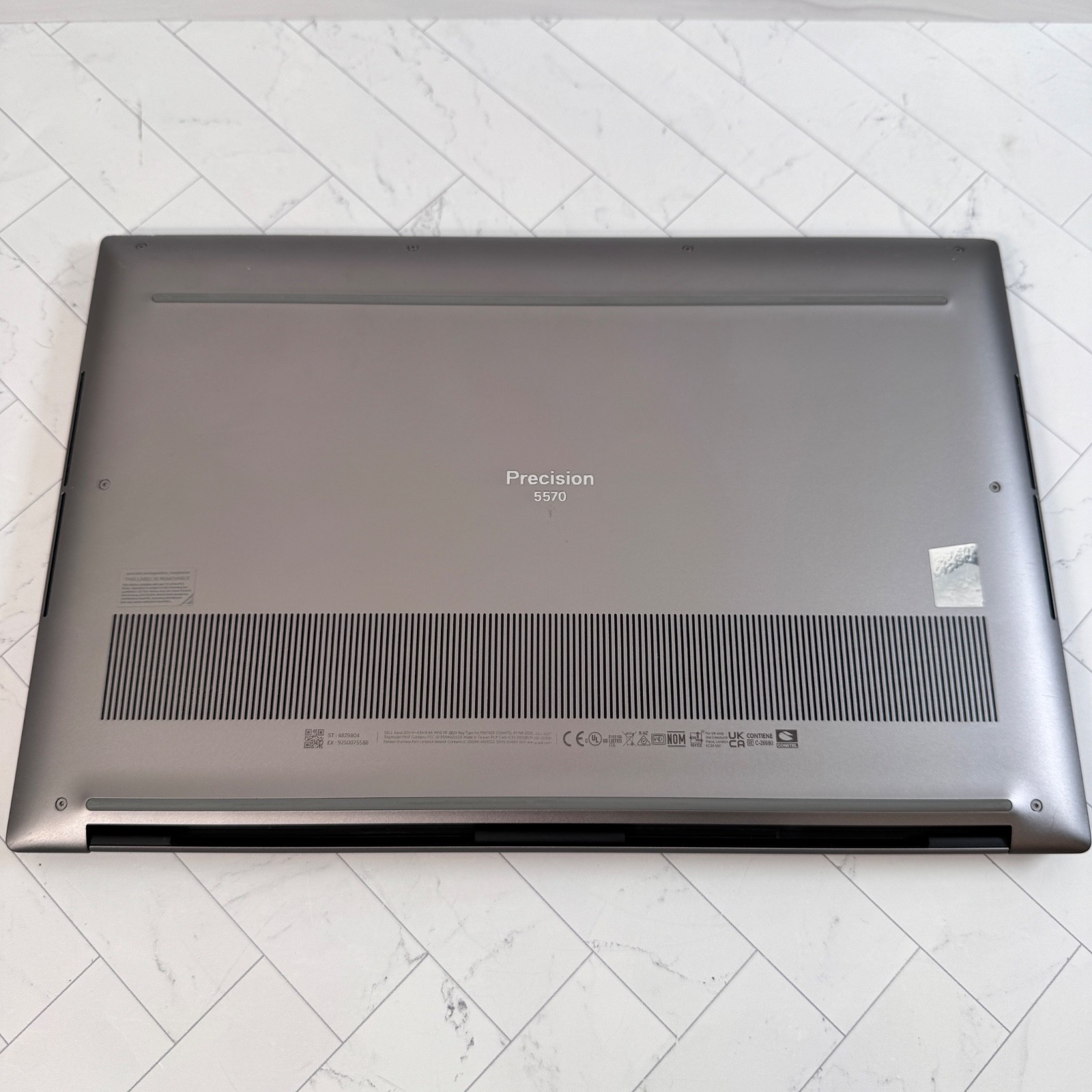 Dell Precision 5570 15.6″ Intel i7-12800H 32GB 1TB NVIDIA RTX A1000 Laptop #H461