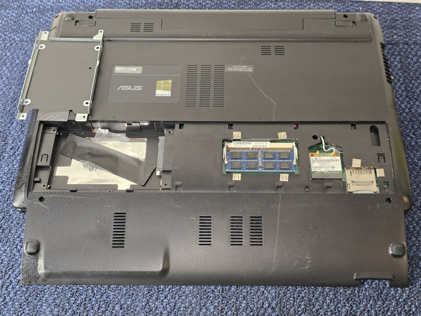 Asus X55A Series Laptop Notebook PC Black For Parts / Repair | No HHD