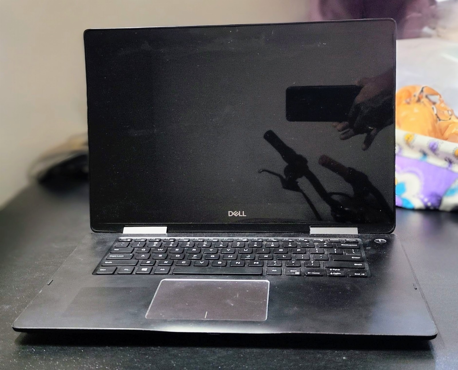 Dell Inspiron 7573 15.6″ Touch Laptop 8th i7-8550U 1.80GHz 16GBRAM 256GBSSD