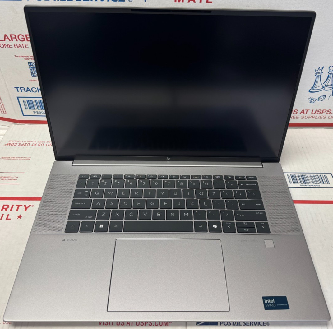HP ZBook Studio G11 16 Laptop 4K 120HZ Ultra 7 32GB 1TB RTX A1000 ADA -Warranty
