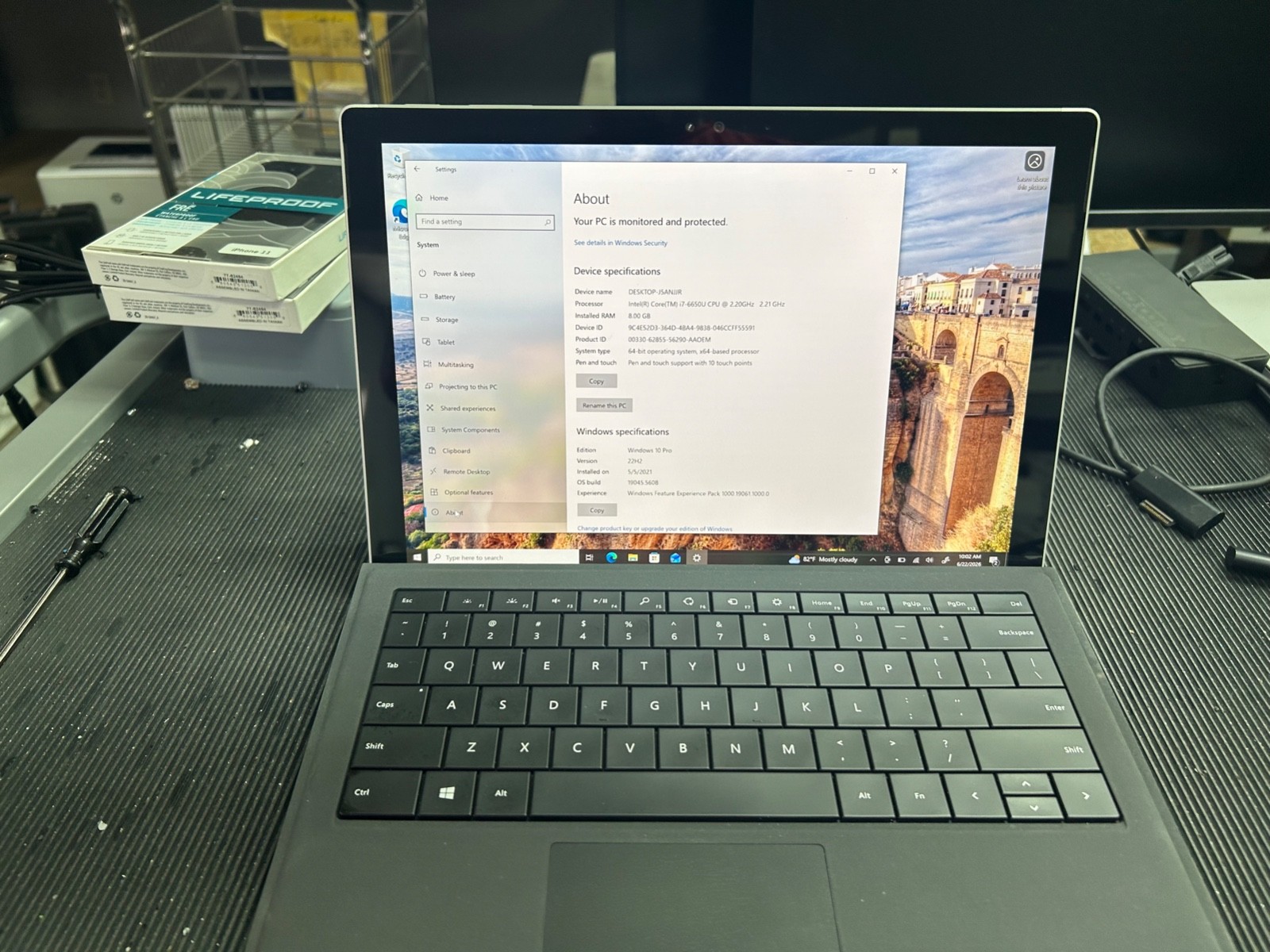 Microsoft Surface Pro 4 Intel i7-6650U 8GB RAM 256 GB Win 10