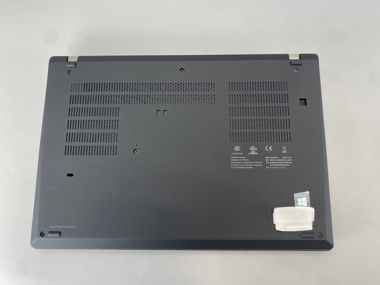 Lenovo Laptop ThinkPad P14s Gen 2a 14″ AMD Ryzen 7 Pro 5850U 512GB – Black