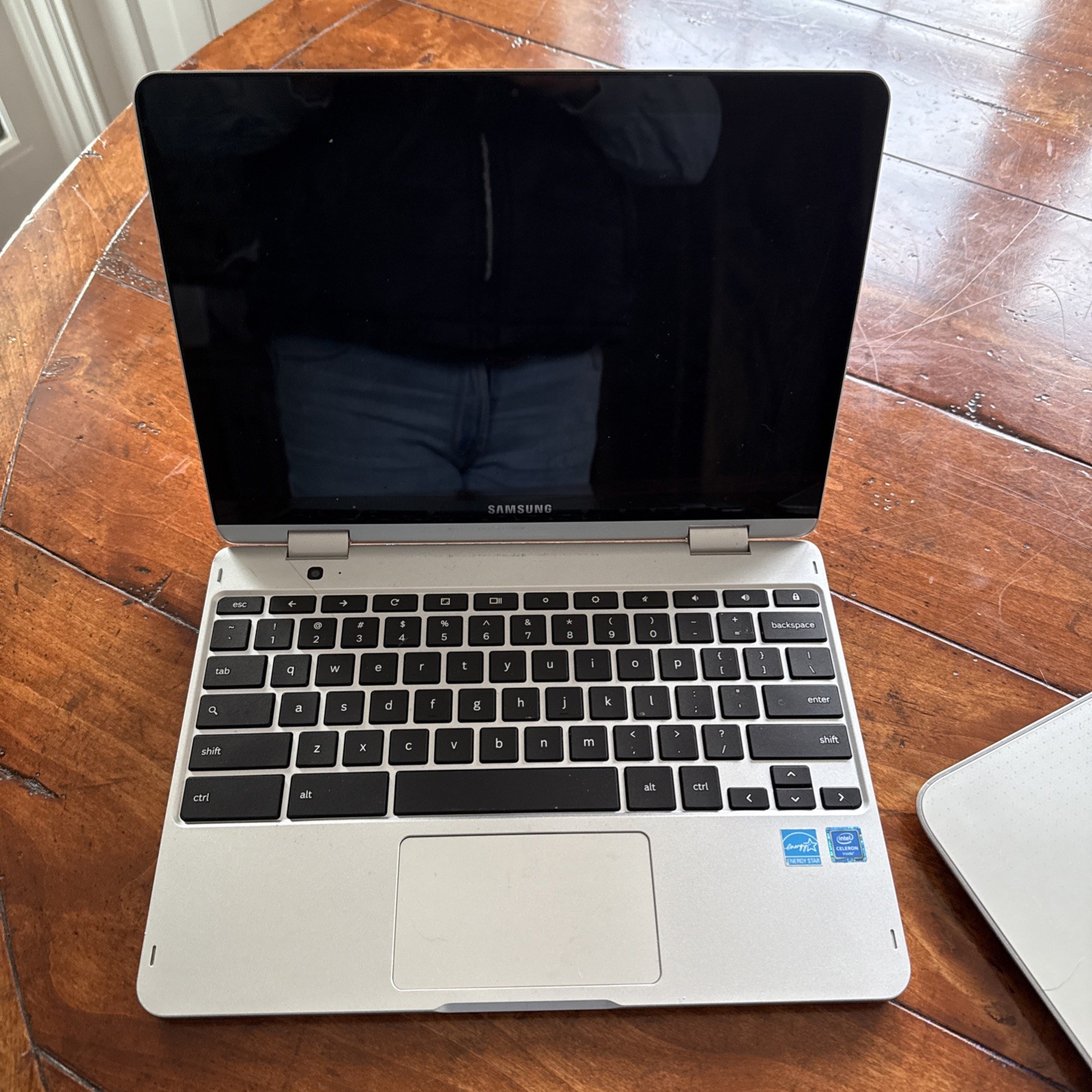 HP Samsung 2 Chromebook Bluetooth Built-in Webcam Notebook/Laptop – For Parts