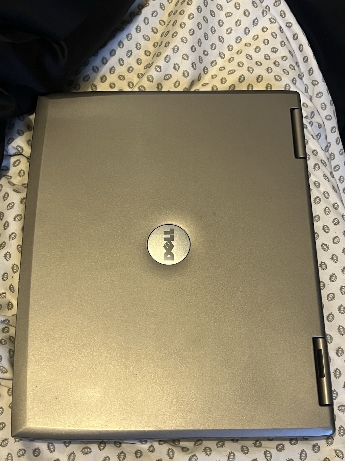 Dell Latitude D505 Laptop Intel Pentium M 1.6GHz 1289MB RAM No HDD/OS