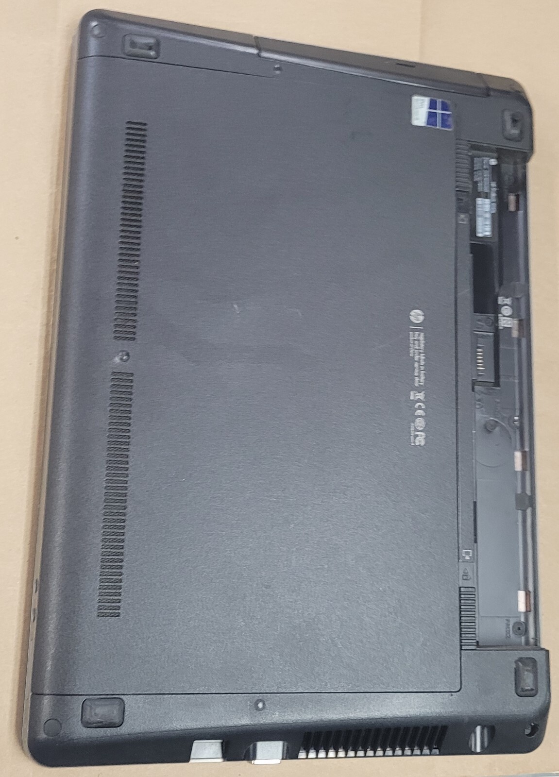 HP ProBook 4540S FOR PARTS NO SCREEN NO CPU ETC.