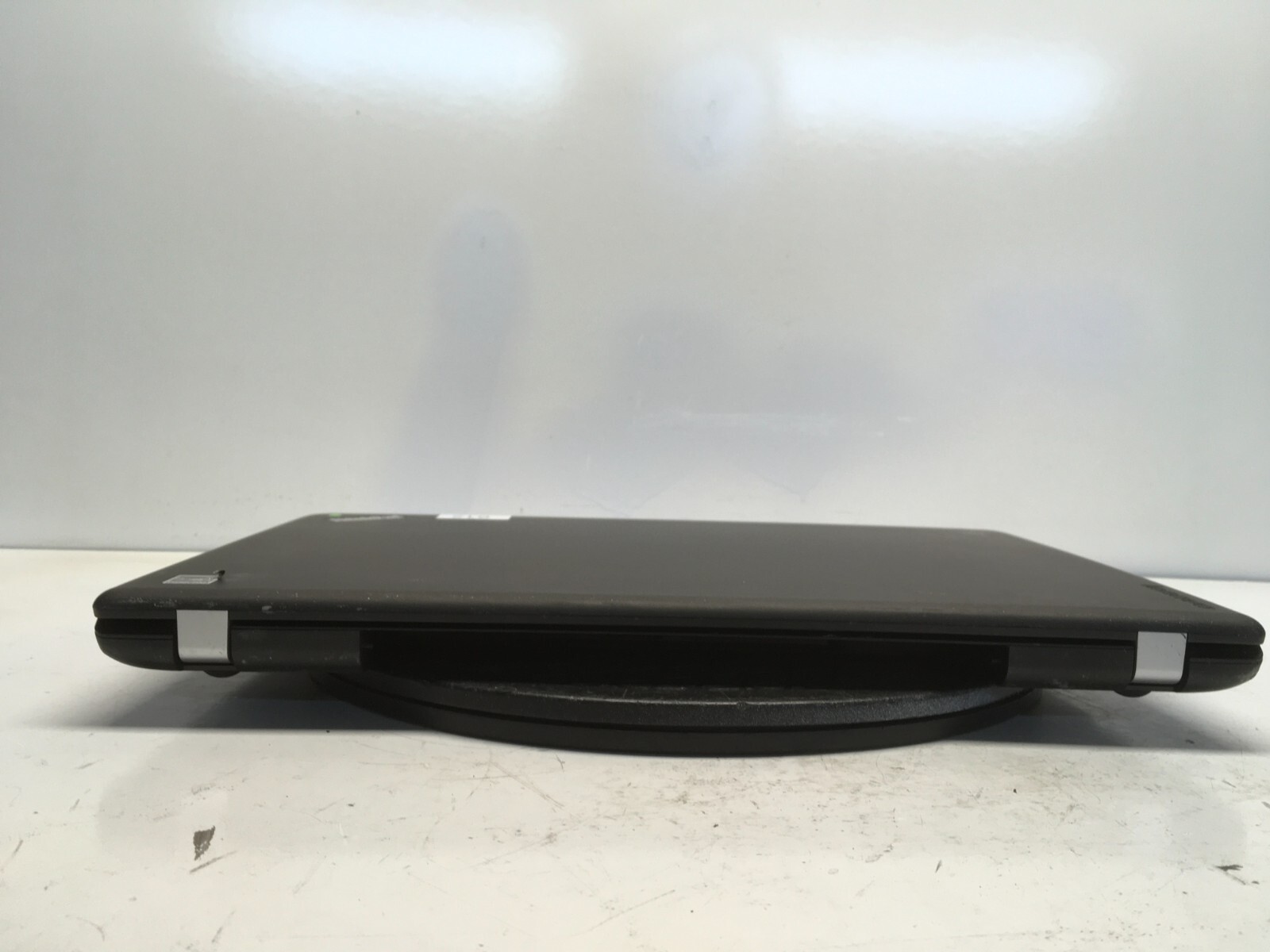 Lenovo ThinkPad E550 Intel i3-4005U 1.7GHz 4 GB NO HDD