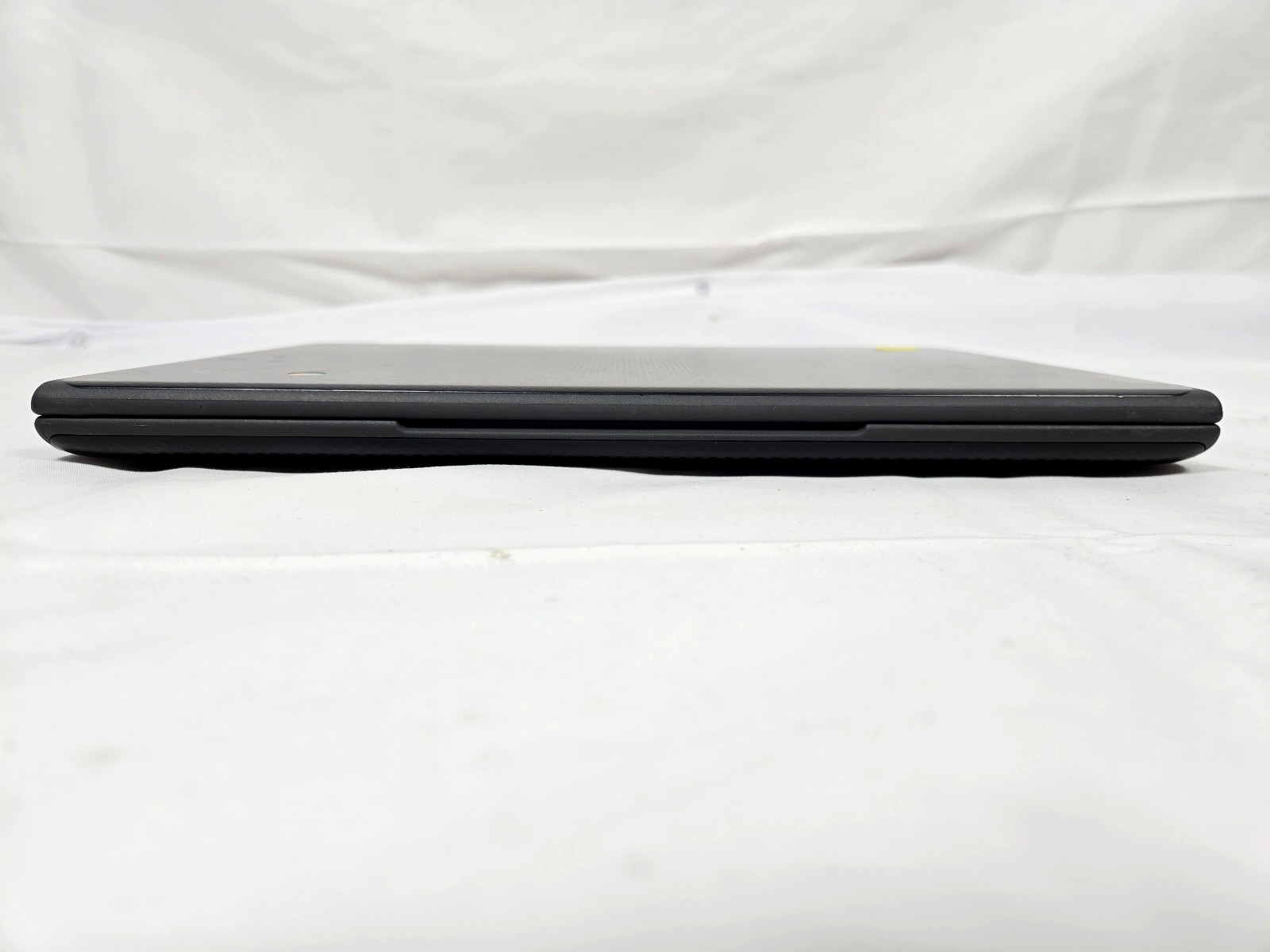 Lenovo Chromebook 300e 2nd Gen AST 82CE AMD A4 4GB RAM 32GB eMMC *Read*