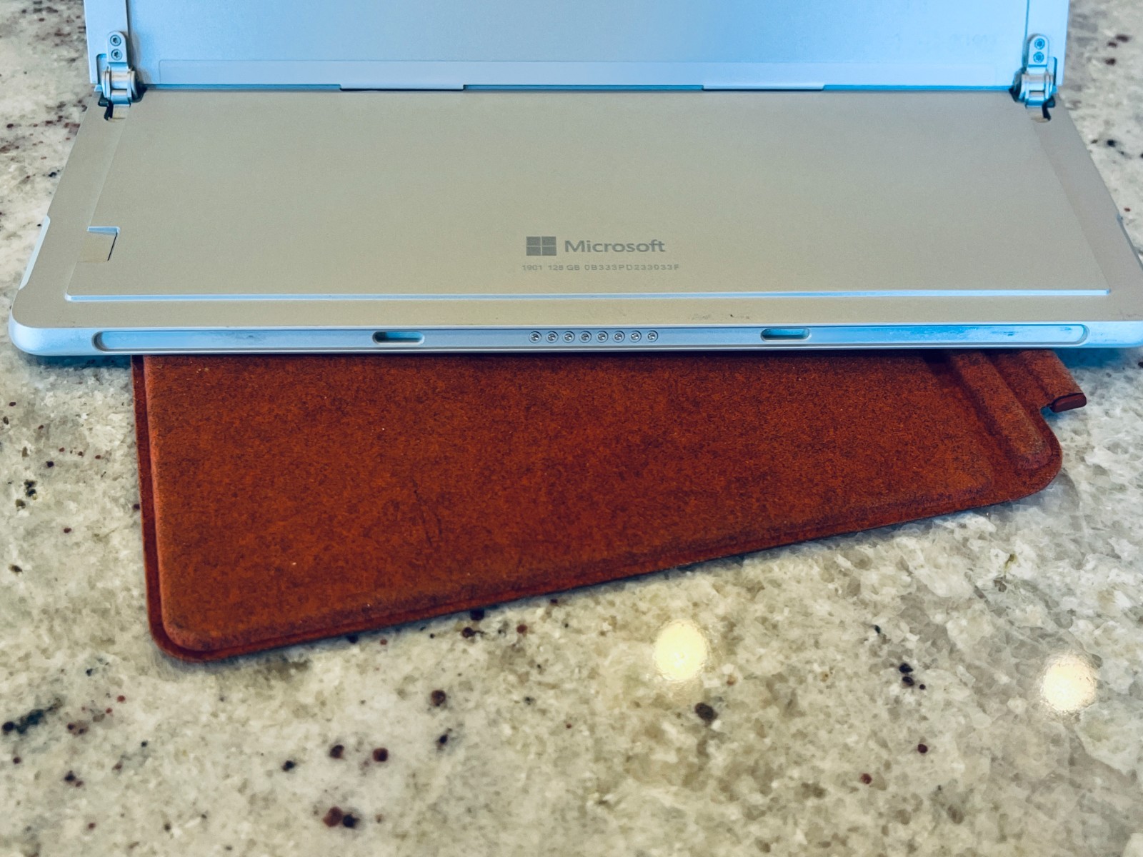 MS Surface Go 3, TypeCover, Power Supply, 8GB RAM, 128GB SSD, Battery Health 88%