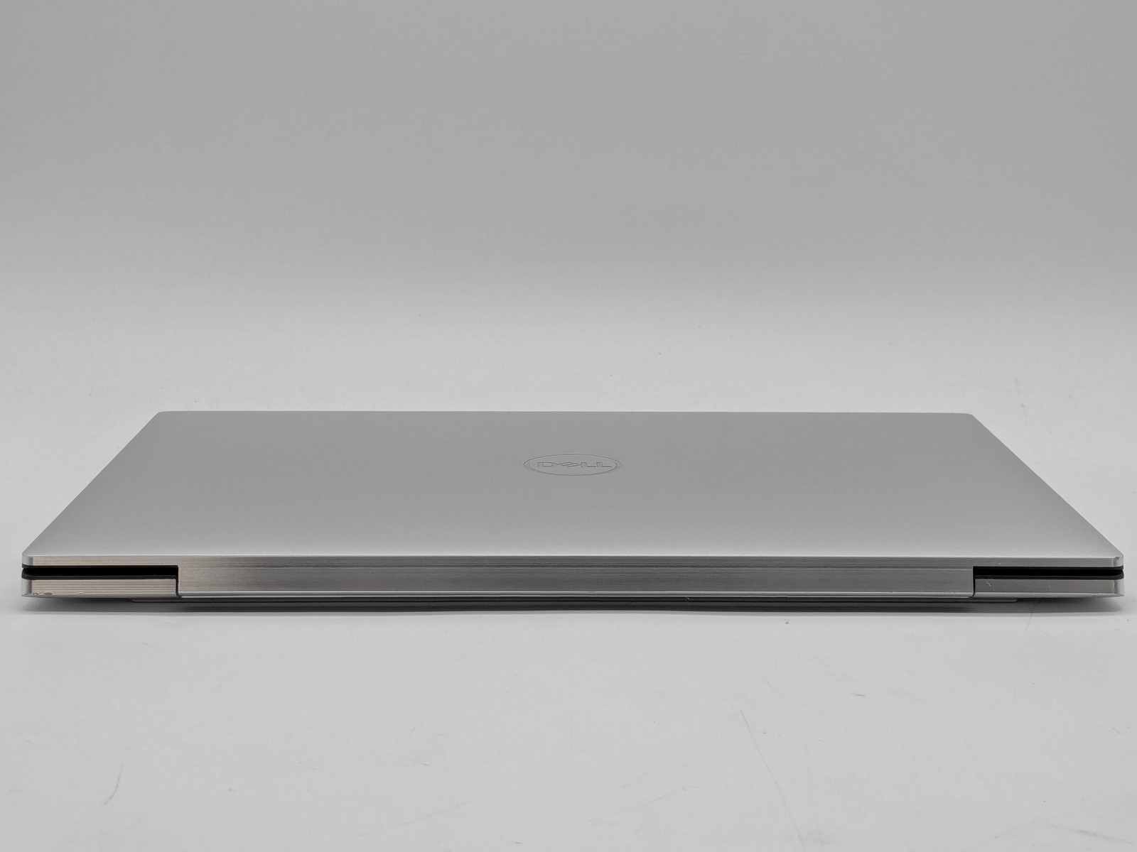 Dell XPS 13 9310 13″ FHD+ I7-1195G7 1TB SSD 16GB W11P Webcam Backlit FP Reader