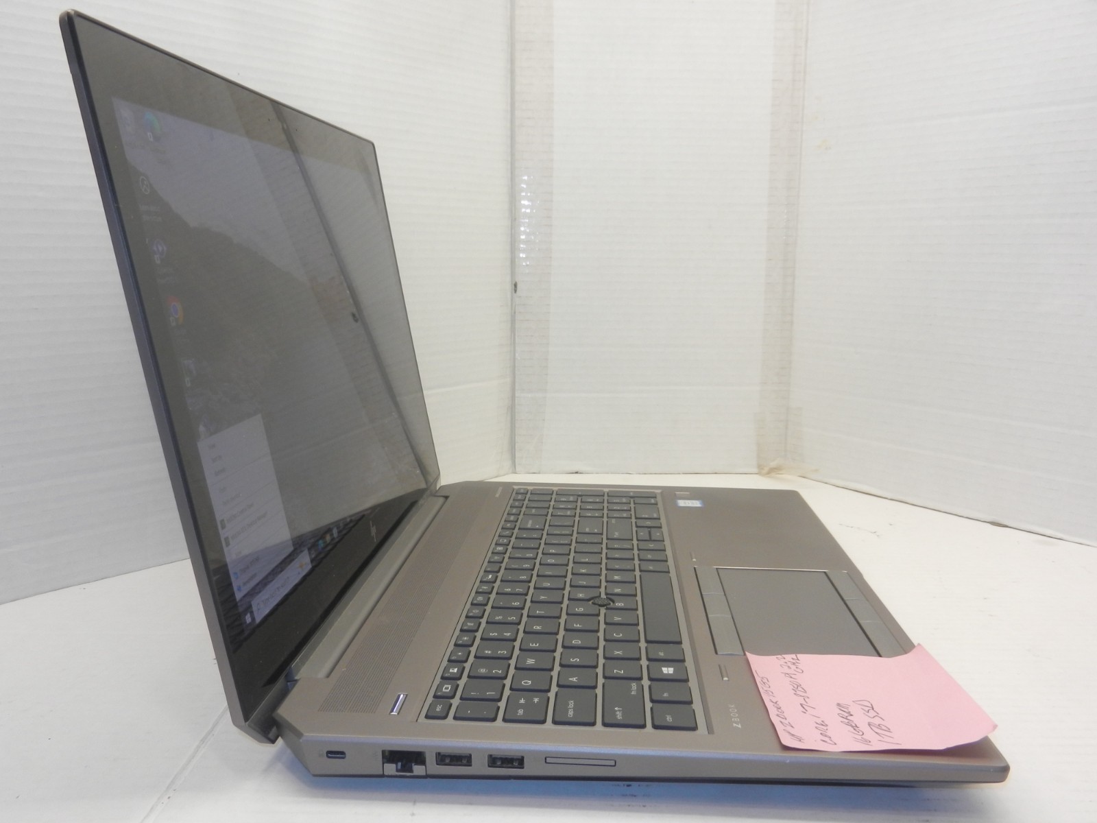 HP ZBOOK T-SCREEN 15.6″ CORE i7-8750H@2.3GHZ 16GB RAM 1TB SSD WINDOWS 10