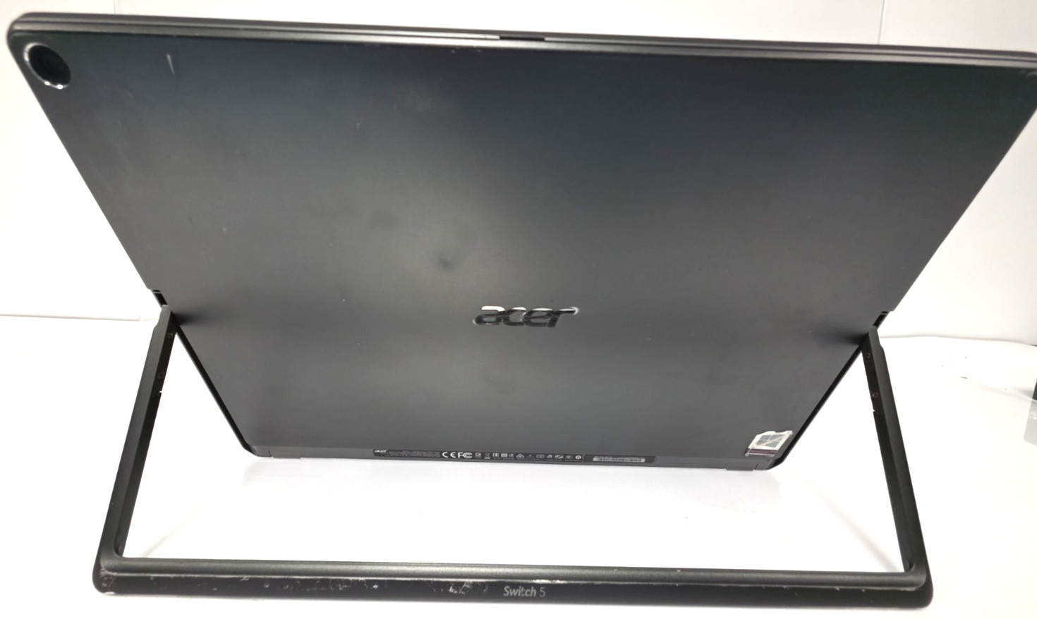Acer Switch 5| Intel Core i3-7130U| 4GB RAM| 128GB SSD| Win 10 Pro| CS