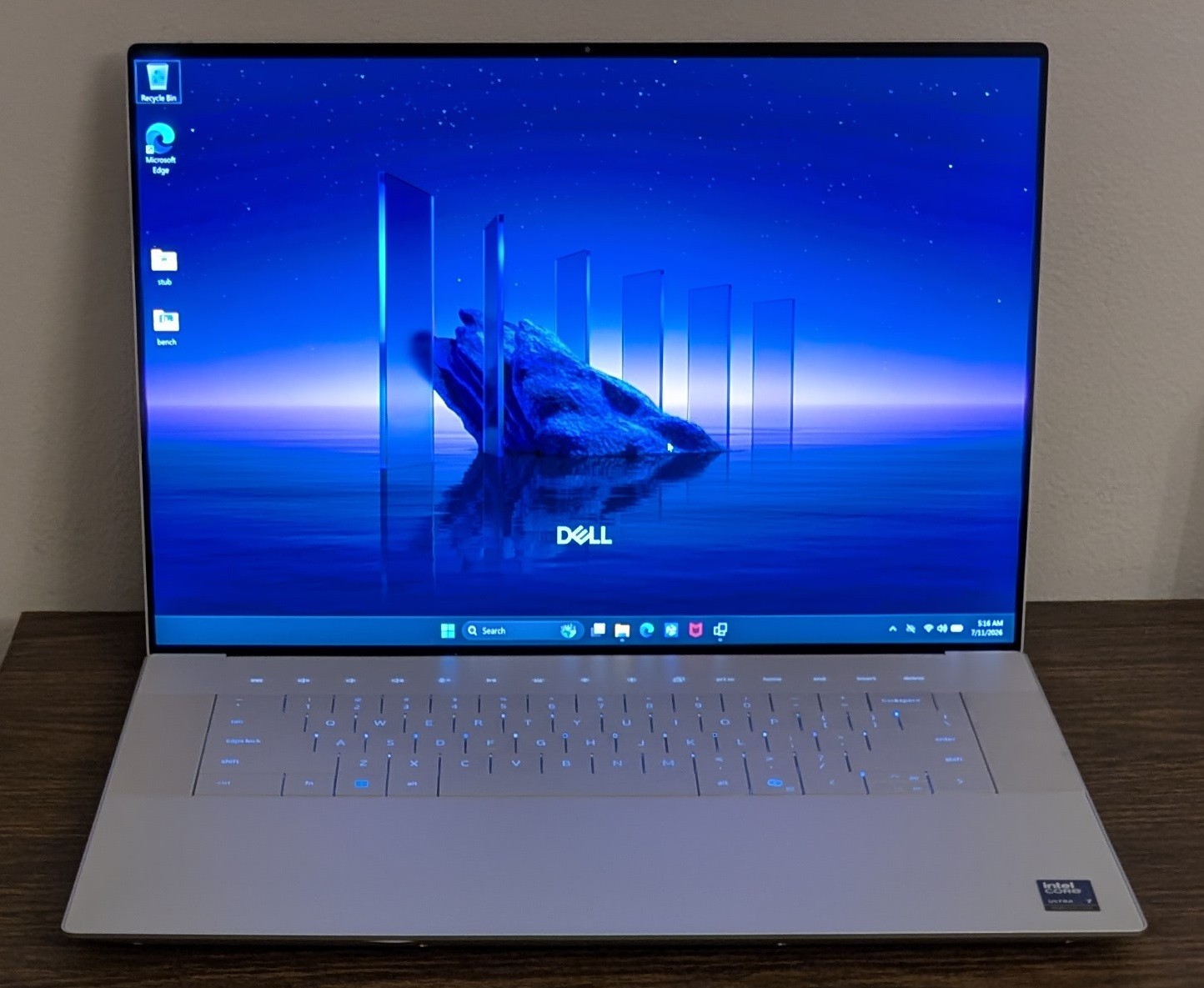 Dell XPS/Premium 16 4K OLED Touch (Core Ultra 7 255H, 32GB/1TB, RTX 5050) Silver