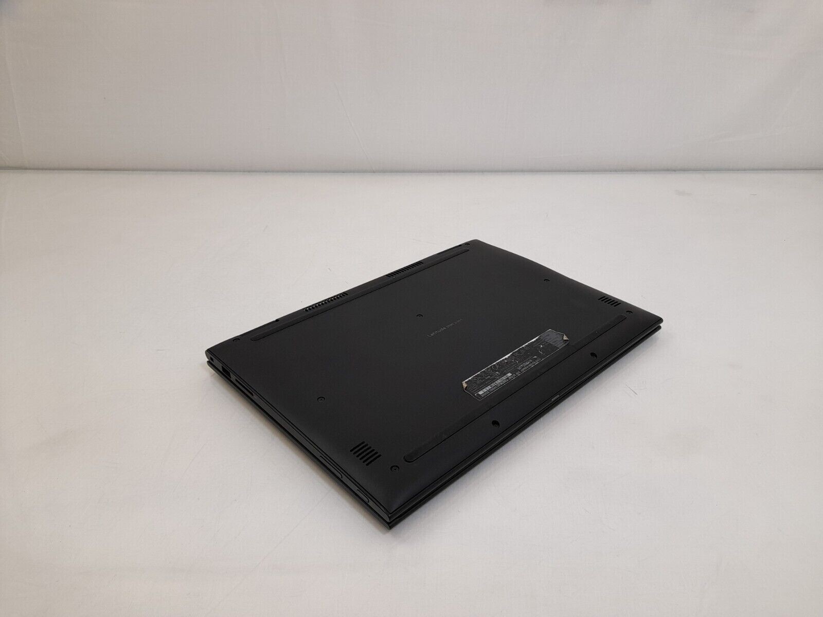 Dell Latitude 3390 2 in 1 i5-8250U 16GB 512GB 1920×1080 Touch W11 Office 2021