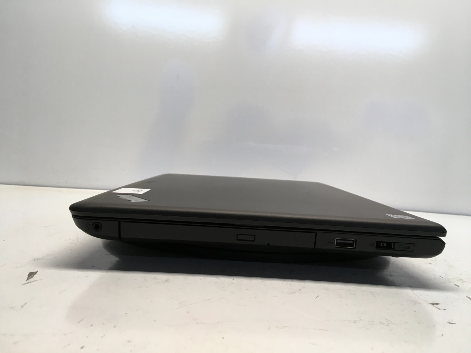 Lenovo ThinkPad E550 Intel i3-4005U 1.7GHz 4 GB NO HDD