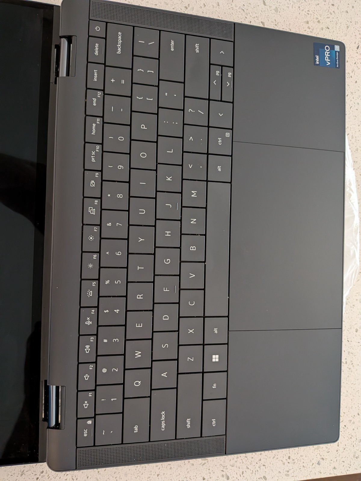 Dell Latitude 9440 14″ Touch 1.8 GHz i7-1365U 32GB 480GB SSD Excellent 2-in-1