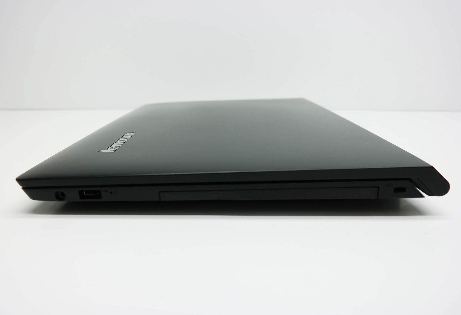Lenovo IdeaPad B50-45 15.6″ AMD E1-6010 4GB 320GB Windows 7