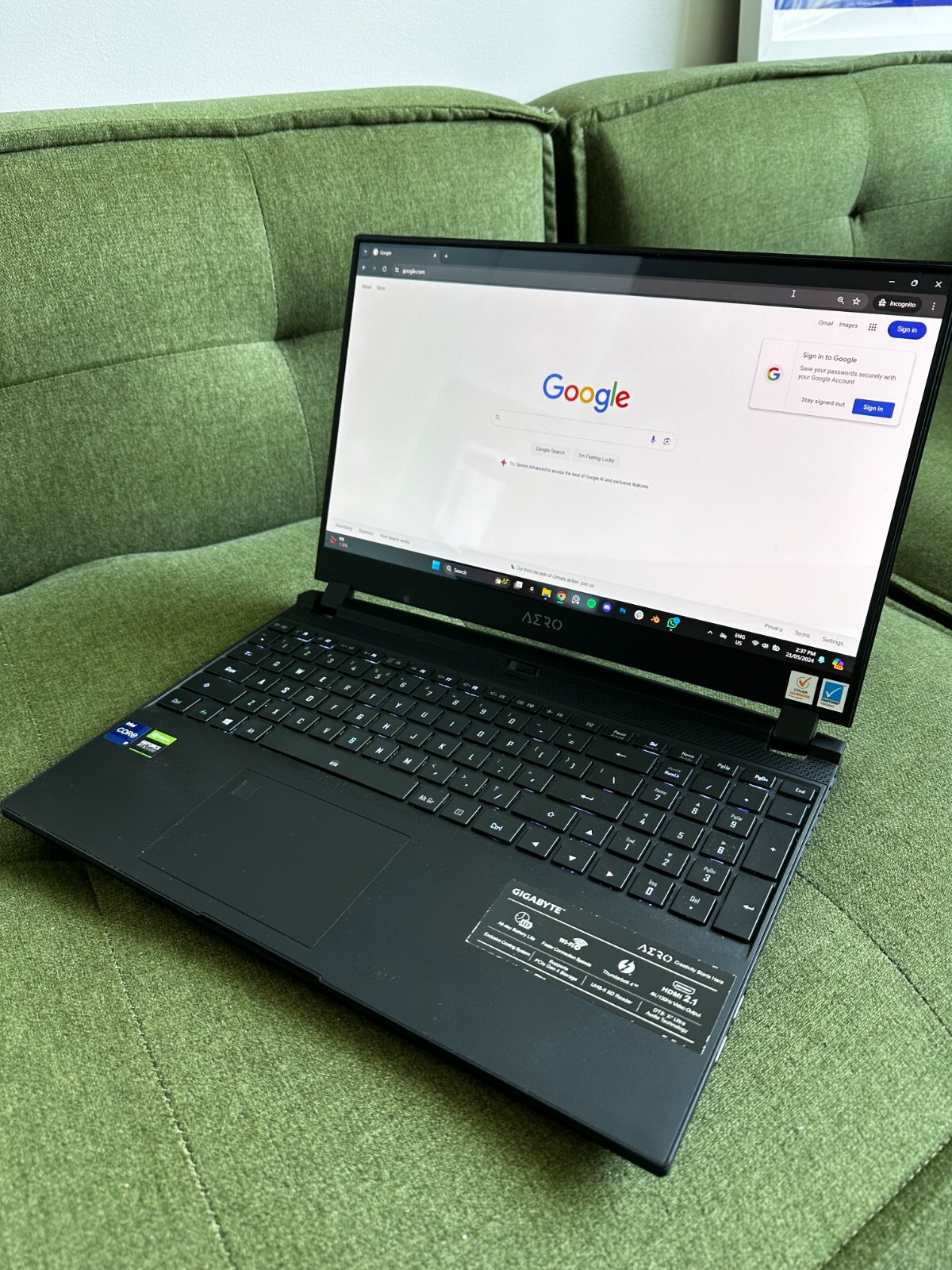 GIGABYTE AERO OLED – 15.6″ UHD 4k, NVIDIA GeForce RTX 3080, 32GB, 512GB + 1TB