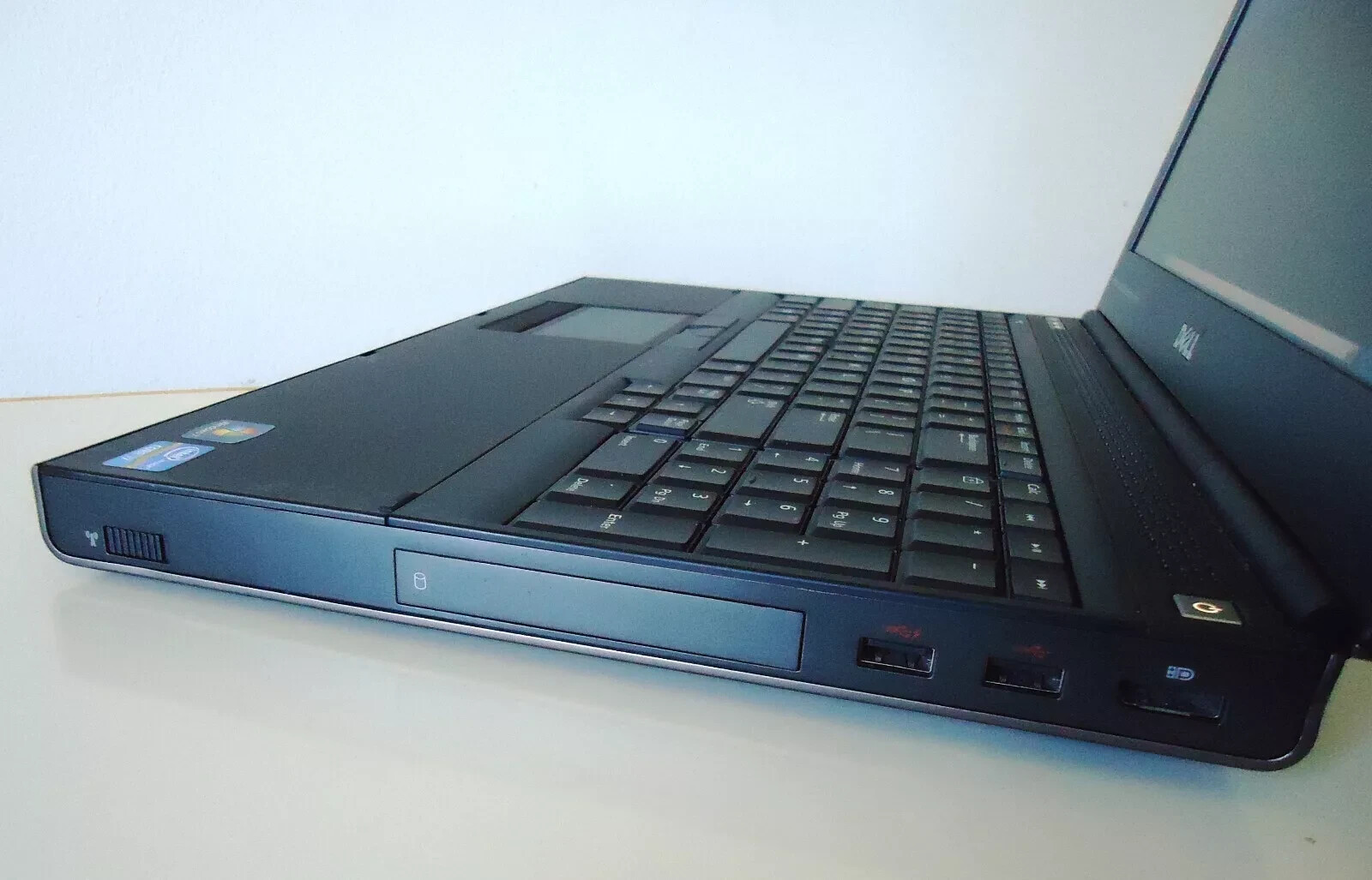 DELL PRECISION M4700 i7-3540M 8GB RAM 256GB SSD 1920×1080 Windows XP