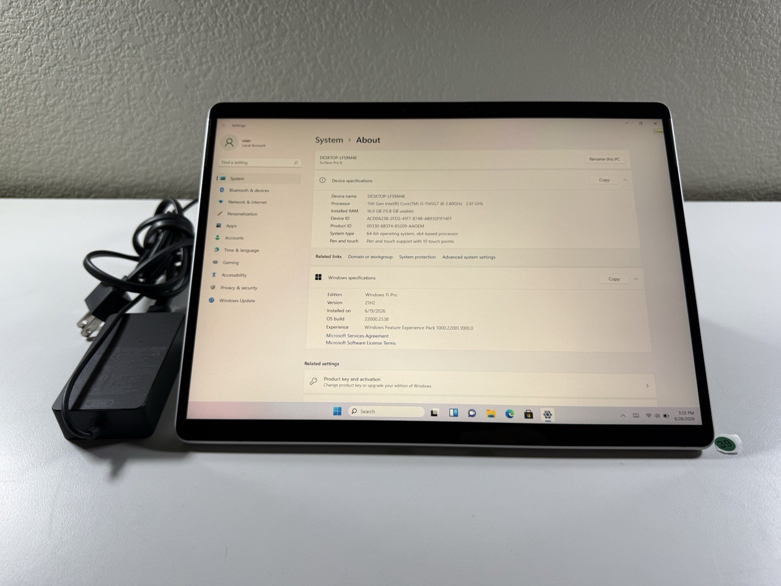Microsoft Surface Pro 8 (1982) i5-1145G7 – 16GB RAM – 256GB 120Hz – Win 11 Pro