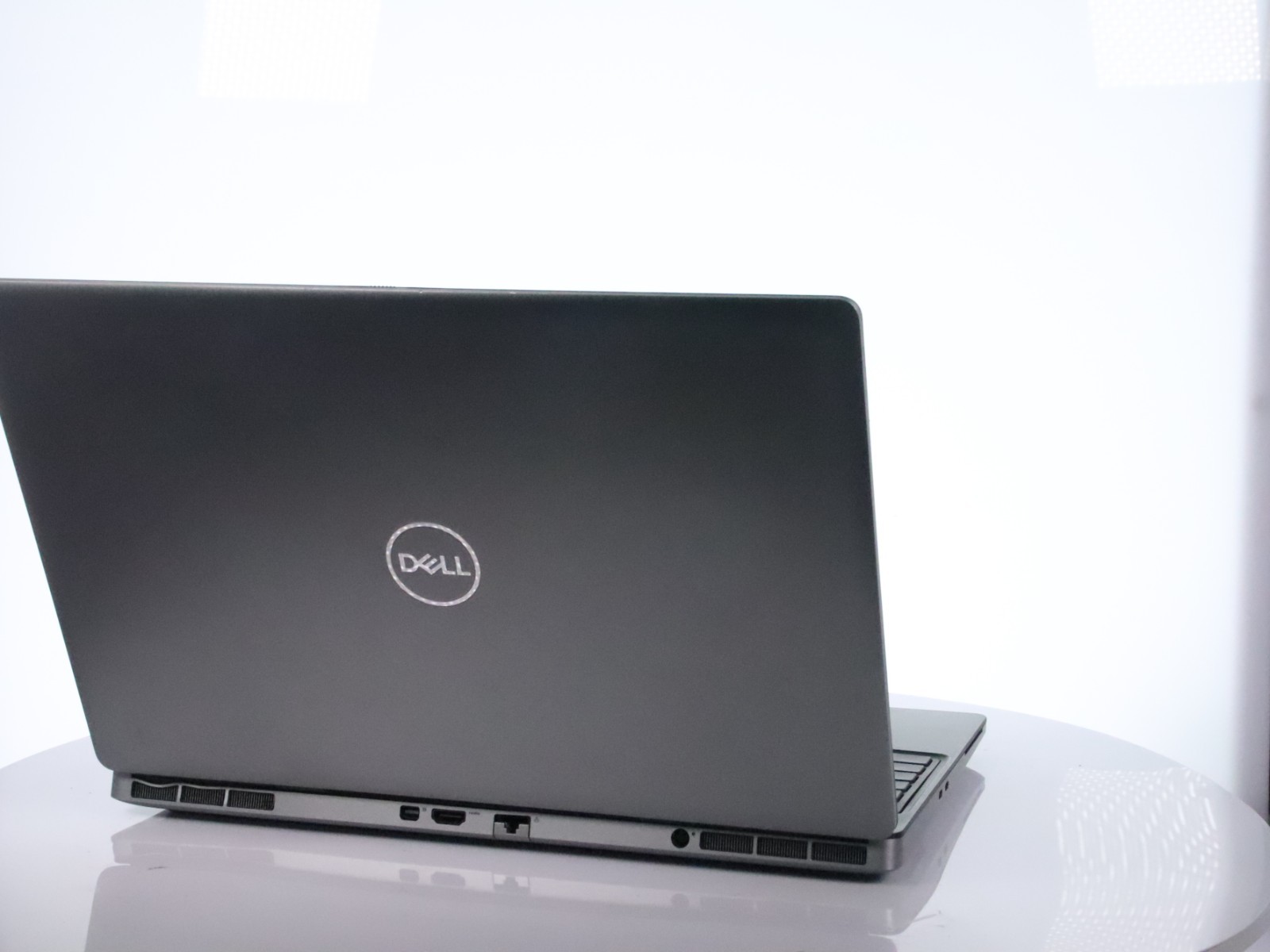 Dell Precision 7560 i7-11850H 32GB RAM 512GB NVMe 4GB NVIDIA T1200 W11P w/ AC