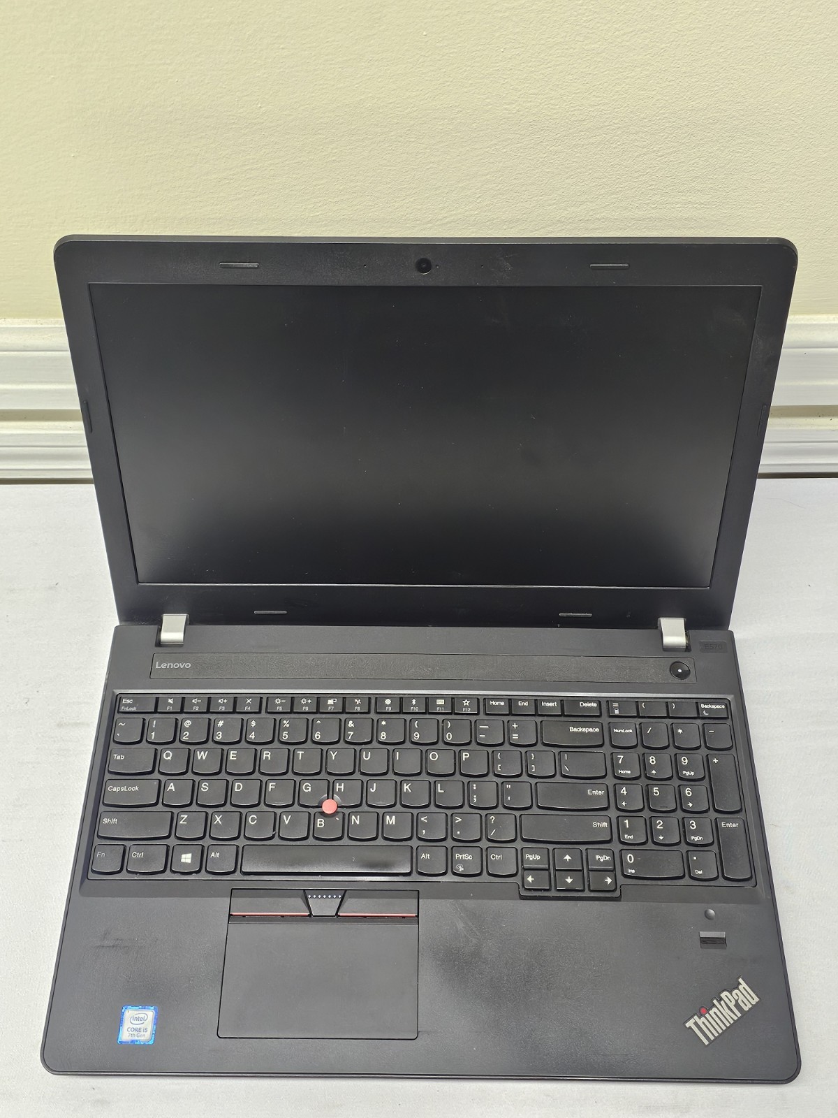 Lenovo ThinkPad 00084A Laptop – i5 7th Gen – 8GB RAM – 500GB HDD – Win 10 – READ