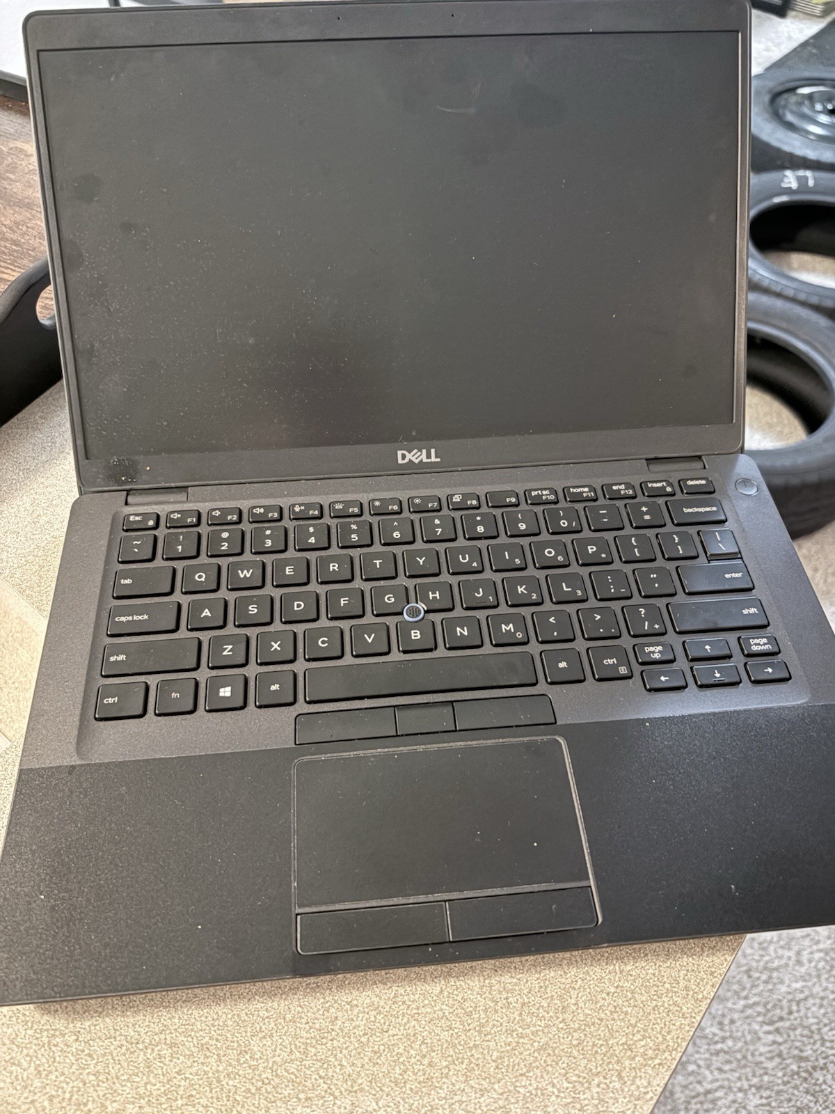 Dell Latitude 5400 14″ i5 8GB 256GB SSD Windows Laptop Black.