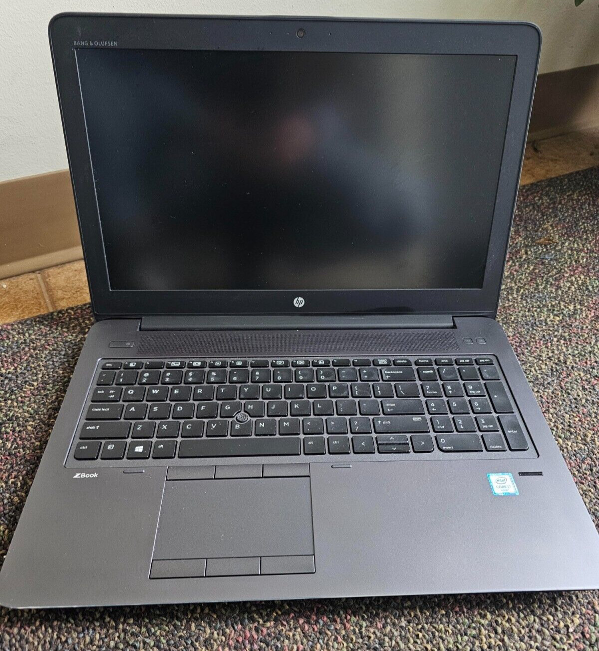 HP ZBook 15-G3 Studio 15.6″ i7 6th Gen READ Seller Notes