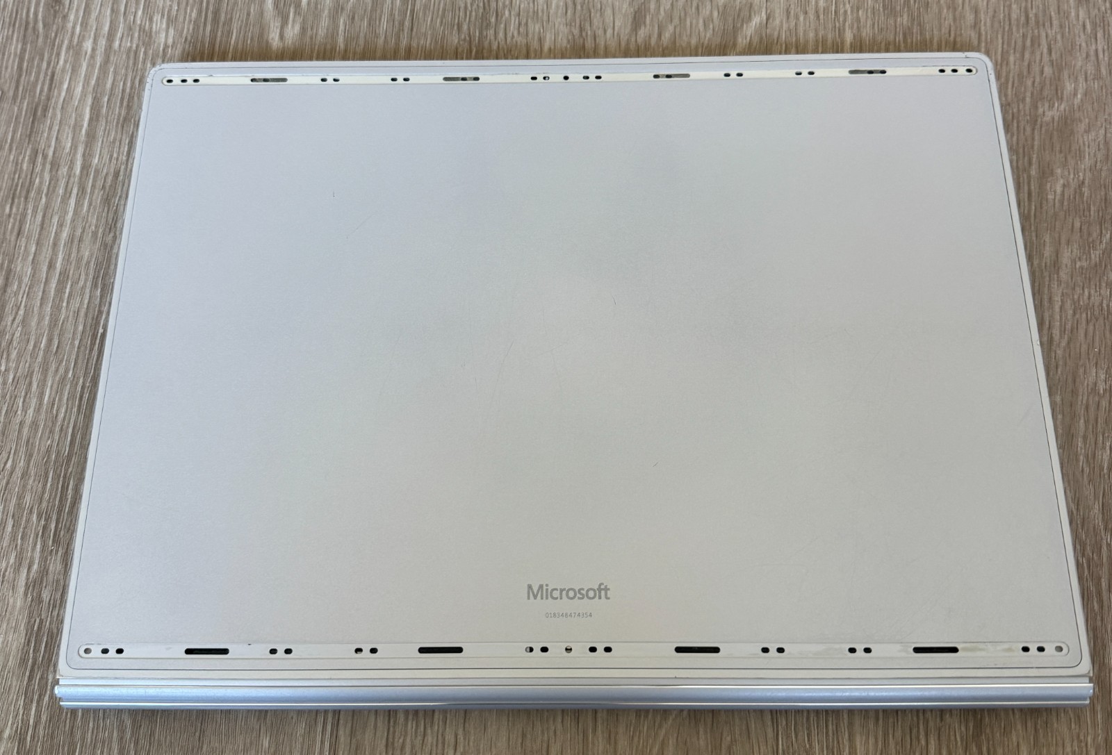 Microsoft Surface Book 2 15″ i7 256GB SSD GTX 1060 – Excellent Condition