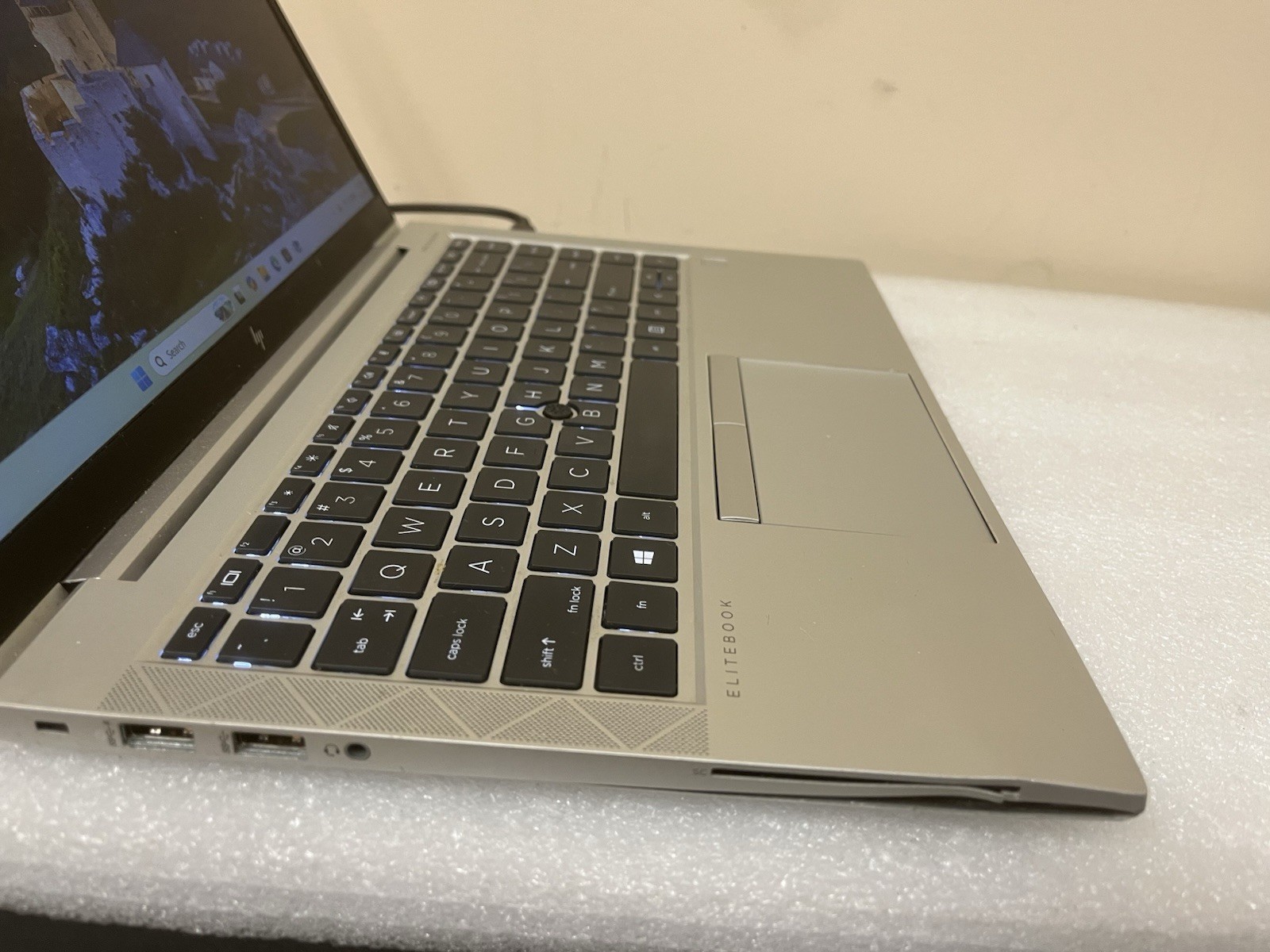 HP ELITEBOOK 845 G7 AMD RYZEN 5 PRO 4650U 16GB Ram 512GB SSD FHD Win11 Pro-111