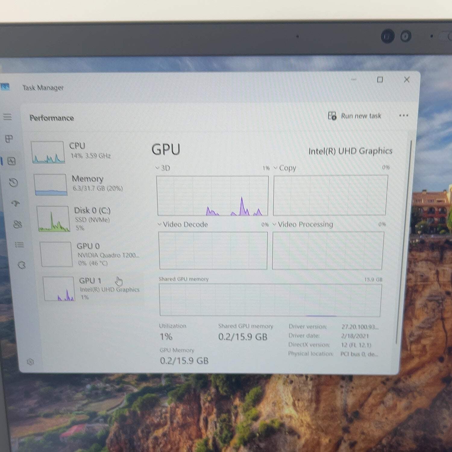 Lenovo ThinkPad P1 Gen 3 15.6″ i9-10885H 2.4GHz 32GB RAM 1TB SSD Quadro T2000