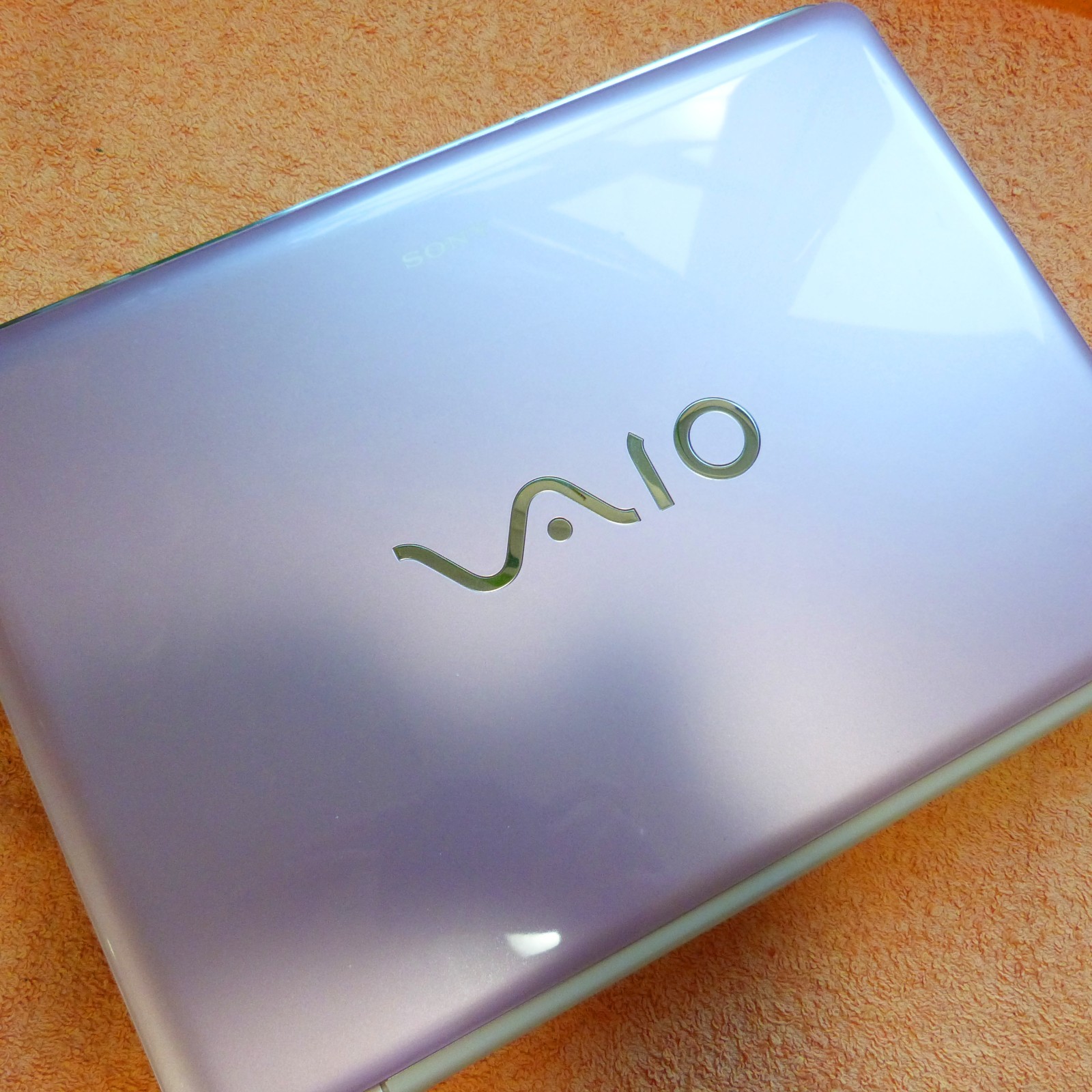 Sony Vaio CR42 Pink 14″ Multimedia l XXL EXTRAS l Windows Vista l DUAL CORE