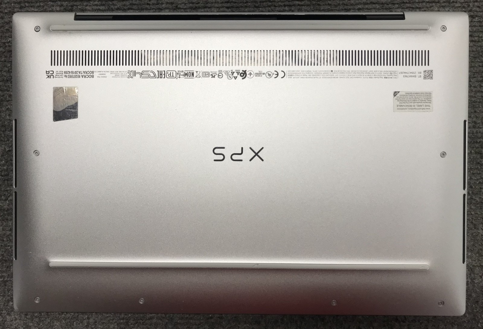 Dell XPS 13 9310 13.3″ Touchscreen Laptop i7-1185G7 16GB RAM 256GB NVMe