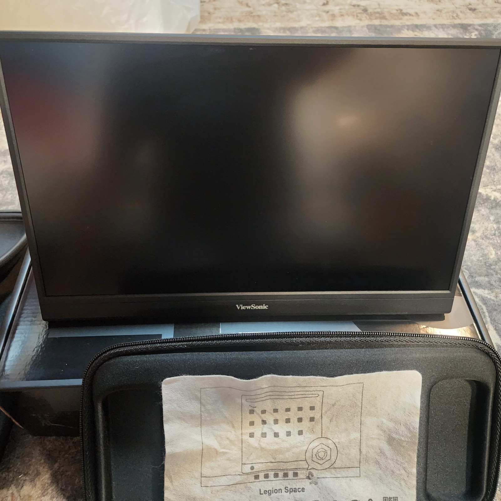 Lenovo Legion Go 8.8″ Handheld PC + EXTRAS! Ryzen Z1 Extreme, 16GB RAM, 1TB HD